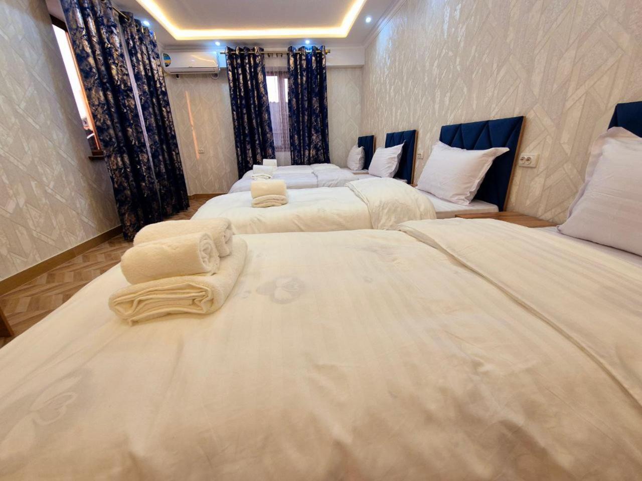Samarkand Imron Hotel ภายนอก รูปภาพ