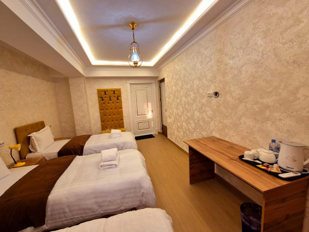Samarkand Imron Hotel ภายนอก รูปภาพ