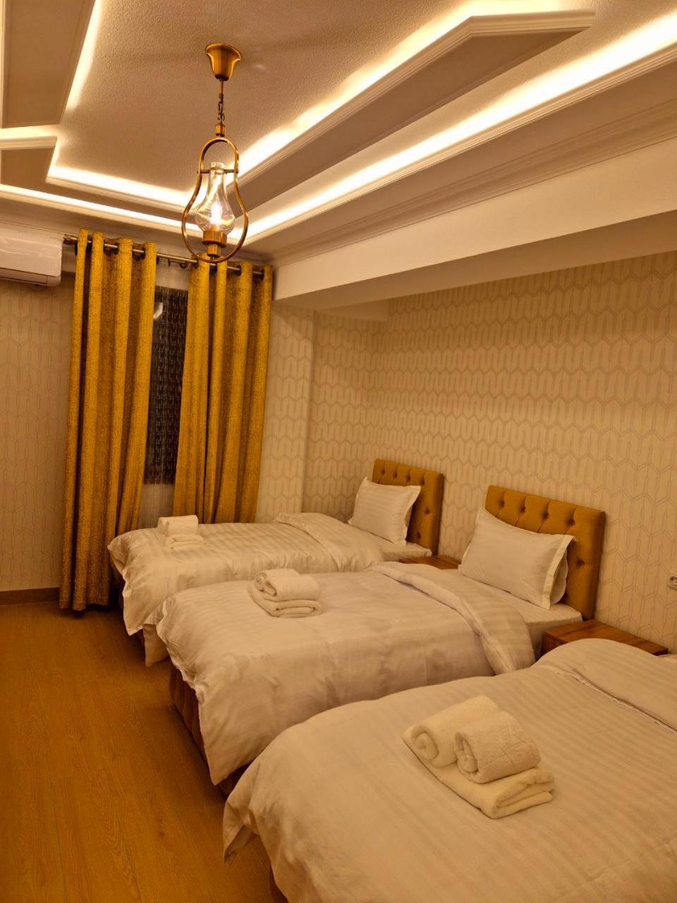 Samarkand Imron Hotel ภายนอก รูปภาพ