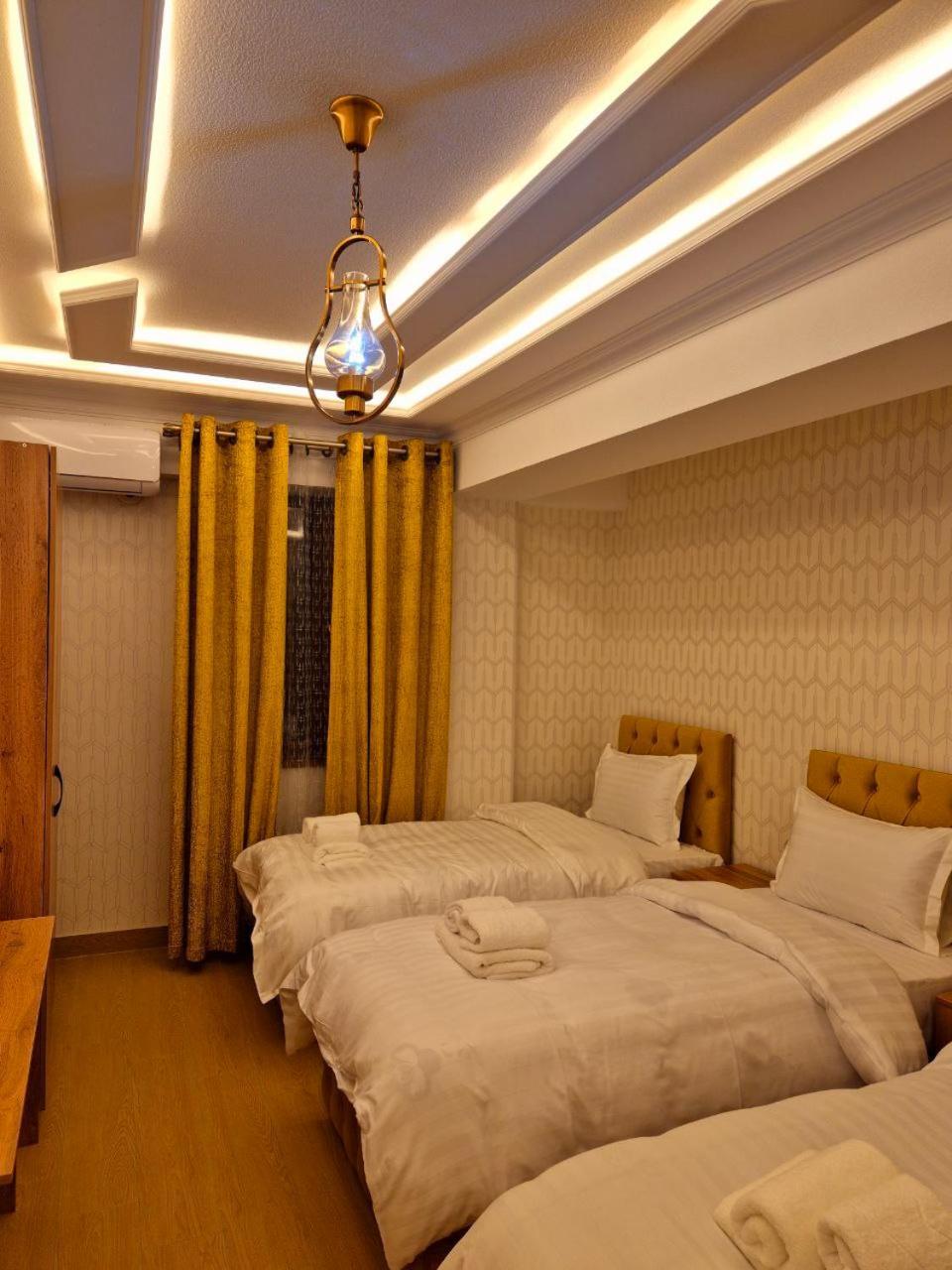 Samarkand Imron Hotel ภายนอก รูปภาพ