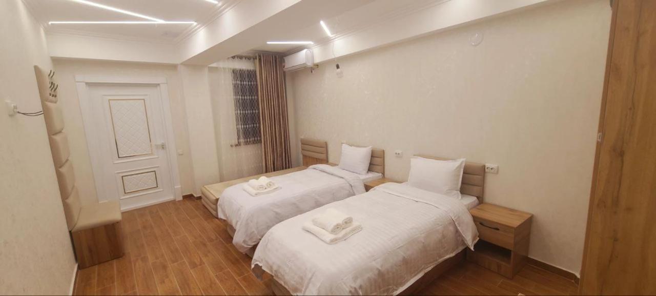 Samarkand Imron Hotel ภายนอก รูปภาพ